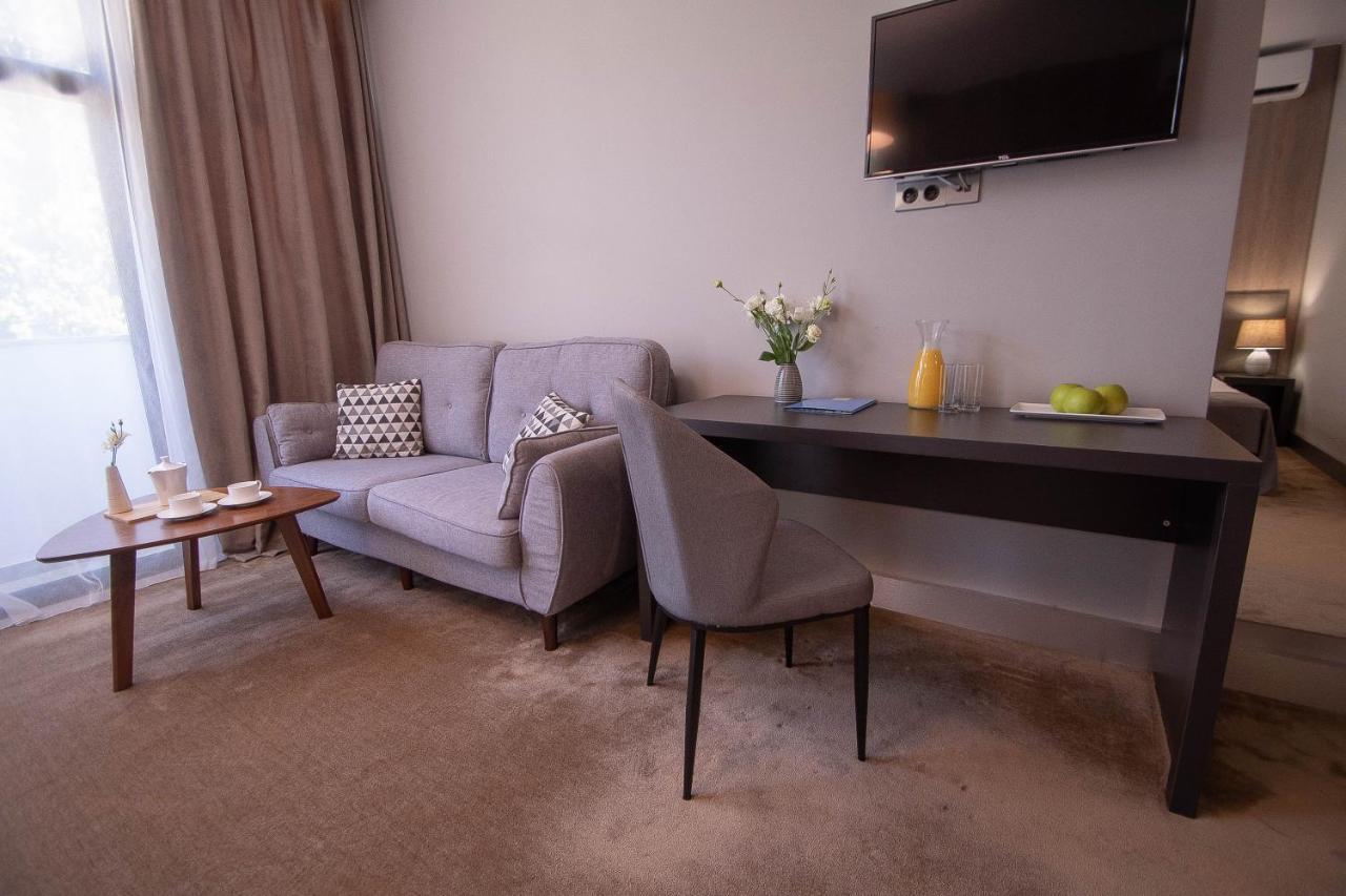 Abaash Hotel Afon New Athos ภายนอก รูปภาพ